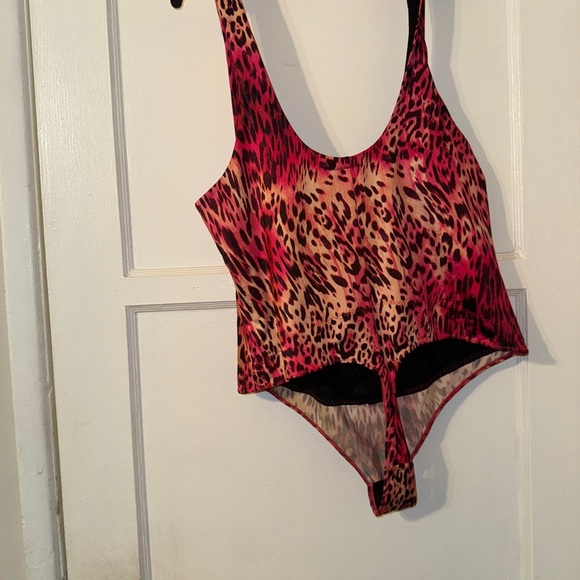 Yitty headliner shaping open bust bodysuit 2x NWOT - Picture 4 of 4